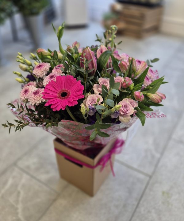 Florist Choice Aqua Bouquet (Delivered in water)