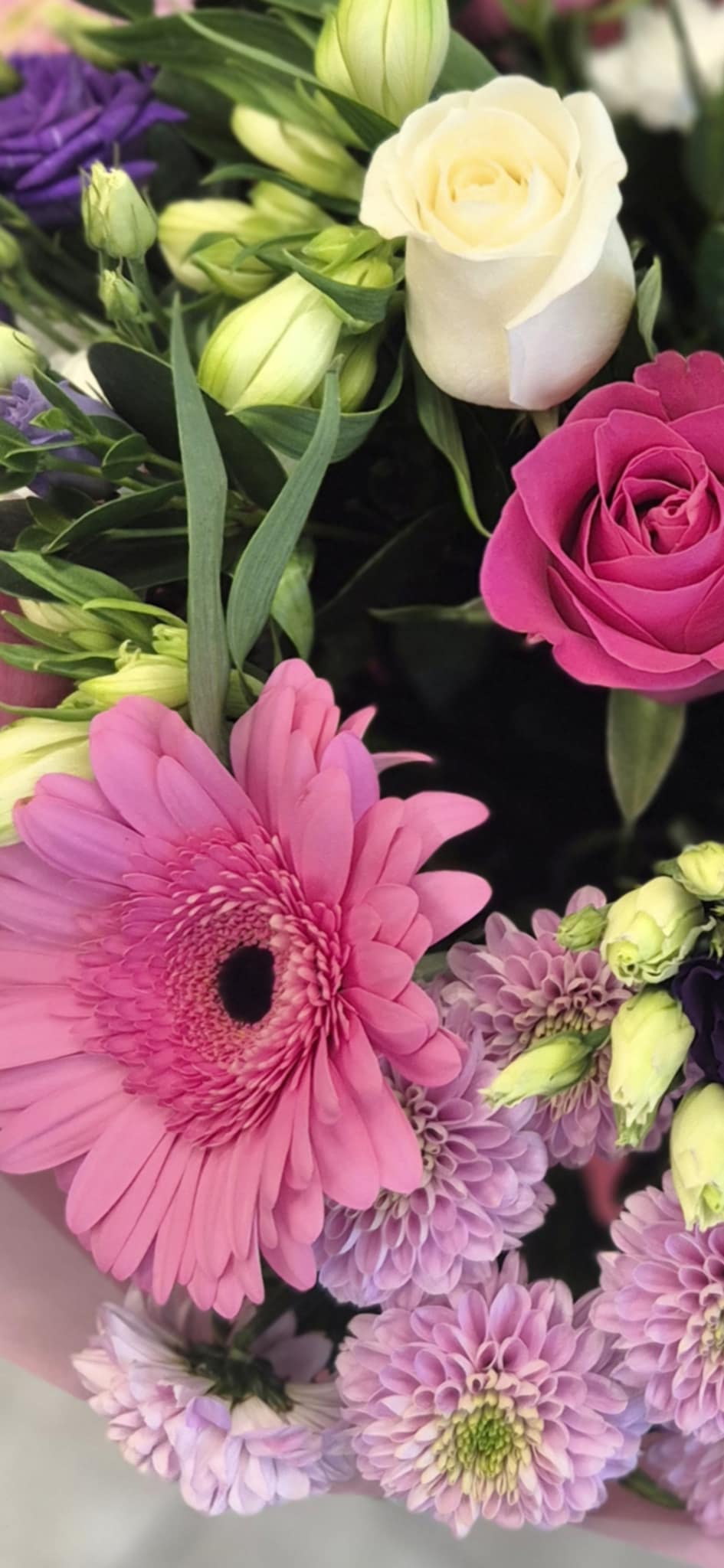 Mothers Day Florist Choice Aqua Bouquet (in water)